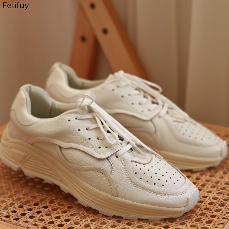 أحذية رجالية كاجوال بيضاء ذات  - مراجعة Mens Fashion Trainers وسعره